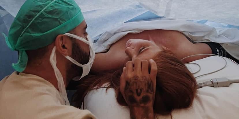 Nasceu a pequena Aurora, filha de Cíntia Dicker e Pedro Scooby (Foto: Reprodução / Instagram) Nasceu a pequena Aurora, filha de Cíntia Dicker e Pedro Scooby (Foto: Reprodução / Instagram)