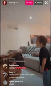A Fazenda 14 - Após desistir do reality, Pétala Barreiros cai aos prantos ao chegar em casa e filho não a reconhece (Foto: Reprodução / Instagram) A Fazenda 14 - Após desistir do reality, Pétala Barreiros cai aos prantos ao chegar em casa e filho não a reconhece (Foto: Reprodução / Instagram)