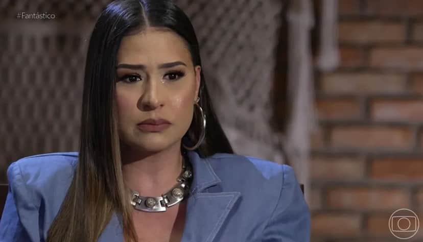 Simone Mendes teve choro na TV no último domingo sobre fim da dupla com a irmã (Foto: Reprodução/ Globo) Simone Mendes teve choro na TV no último domingo sobre fim da dupla com a irmã (Foto: Reprodução/ Globo)