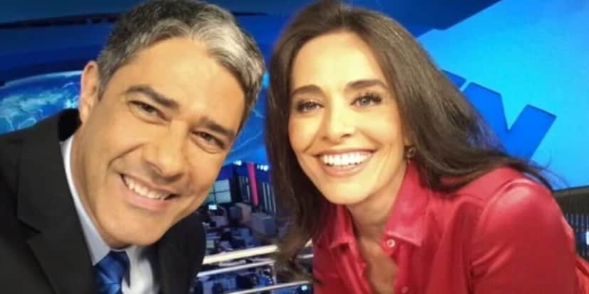 William Bonner e Carla Vilhena no Jornal Nacional (Foto: Reprodução) William Bonner e Carla Vilhena no Jornal Nacional (Foto: Reprodução)