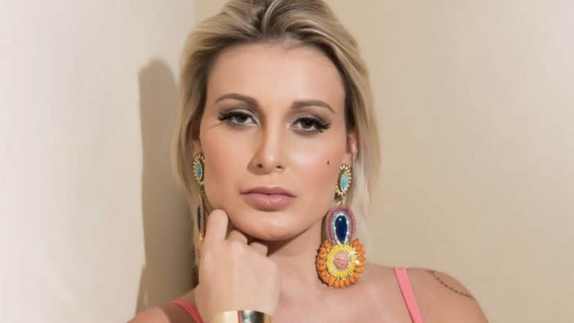 http://tvfoco.uai.com.br/wp-content/uploads/2015/05/Daniela-Mercury.jpg http://tvfoco.uai.com.br/wp-content/uploads/2015/05/Daniela-Mercury.jpg
