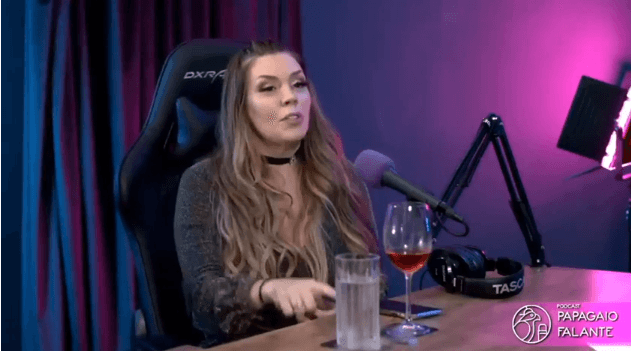 Famosa cantora abriu o jogo e revelou real do que viveu com o pagodeiro Alexandre pires e não poupou em suas palavras - Foto Reprodução YouTube Famosa cantora abriu o jogo e revelou real do que viveu com o pagodeiro Alexandre pires e não poupou em suas palavras - Foto Reprodução YouTube