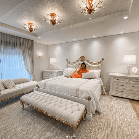A mansão luxuosa de Simone, esposa do Kaká Diniz é de deixar qualquer um babando - Foto Reprodução A mansão luxuosa de Simone, esposa do Kaká Diniz é de deixar qualquer um babando - Foto Reprodução
