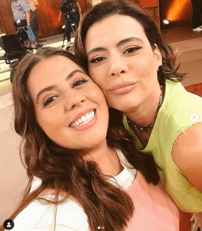 Tati Machado, do programa Encontro, da Globo, publica foto ao lado da sua amiga Michelle Loreto e ganha carinho dos fãs - Foto Reprodução Instagram Tati Machado, do programa Encontro, da Globo, publica foto ao lado da sua amiga Michelle Loreto e ganha carinho dos fãs - Foto Reprodução Instagram