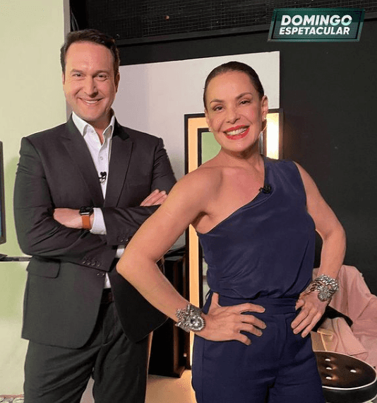 Carolina Ferraz e Eduardo Ribeiro (Foto: Divulgação/Record TV) Carolina Ferraz e Eduardo Ribeiro (Foto: Divulgação/Record TV)