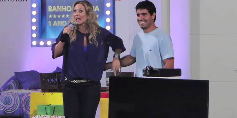 Adriana Colin na época em que trabalhava no Domingão do Faustão (Foto: Reprodução/Globo) Adriana Colin na época em que trabalhava no Domingão do Faustão (Foto: Reprodução/Globo)