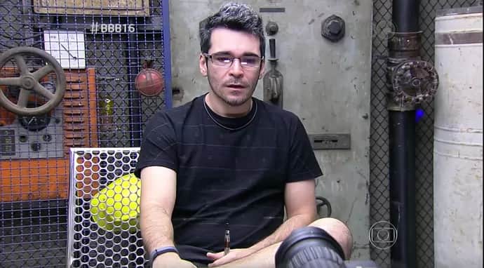 Alan pediu para sair do BBB após saúde do pai piorar (Foto: Reprodução/ Globo) Alan pediu para sair do BBB após saúde do pai piorar (Foto: Reprodução/ Globo)