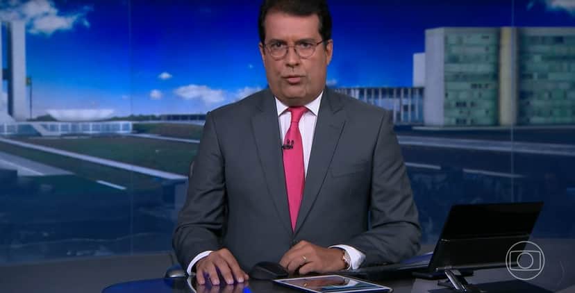 Ana Paula Araújo e André Trigueiro comandaram o Jornal Nacional (Foto: Reprodução) Ana Paula Araújo e André Trigueiro comandaram o Jornal Nacional (Foto: Reprodução)