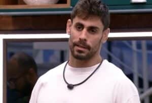 Antônio Cara de Sapato no BBB23; pugilista se irritou com fio dental sujo de Ricardo Camargo (Foto: Reprodução / Globoplay) Antônio Cara de Sapato no BBB23; pugilista se irritou com fio dental sujo de Ricardo Camargo (Foto: Reprodução / Globoplay)