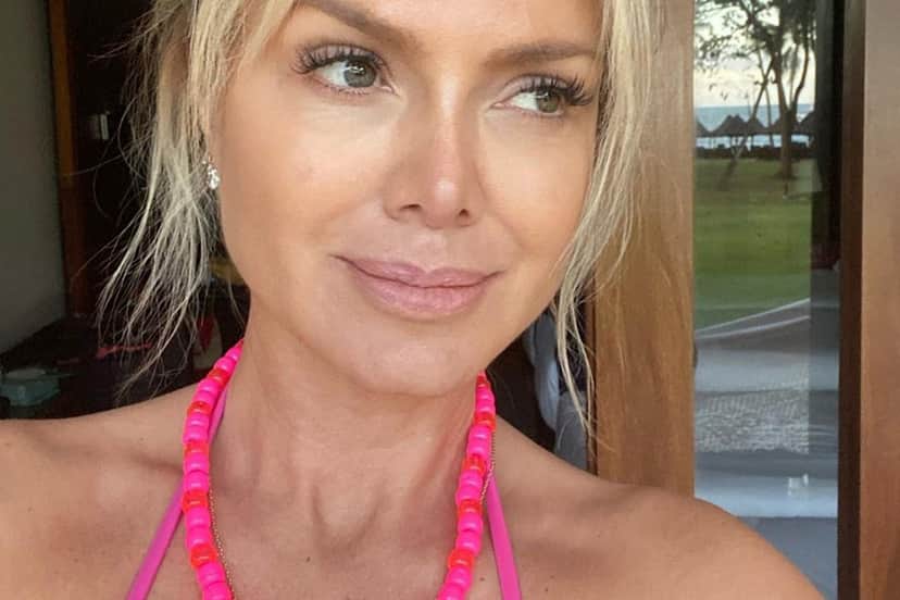 A apresentadora do SBT, Eliana, já falou detalhes sobre fim de relacionamento com Global, e confessou o que mudou em sua vida - Foto Reprodução A apresentadora do SBT, Eliana, já falou detalhes sobre fim de relacionamento com Global, e confessou o que mudou em sua vida - Foto Reprodução