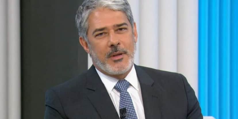 William Bonner em estúdio de Brasília, na posse de Lula (Foto: Reprodução/TV Globo) William Bonner em estúdio de Brasília, na posse de Lula (Foto: Reprodução/TV Globo)