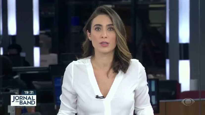 Lana Canepa sob comando do 'Jornal da Band' (Foto: Reprodução/ Band) Lana Canepa sob comando do 'Jornal da Band' (Foto: Reprodução/ Band)
