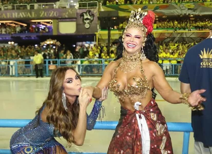 http://tvfoco.uai.com.br/wp-content/uploads/2015/05/Daniela-Mercury.jpg