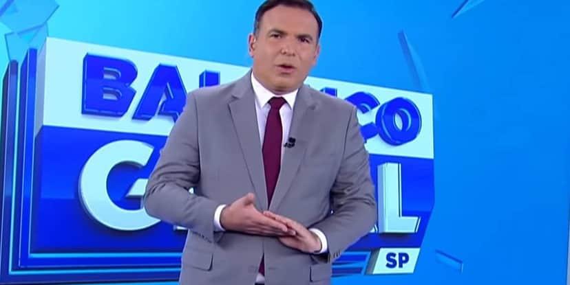 Reinaldo Gottino fica chocado com notícia sobre notícia de assassinato cometida por cantor famoso (Foto Reprodução/Internet) Reinaldo Gottino fica chocado com notícia sobre notícia de assassinato cometida por cantor famoso (Foto Reprodução/Internet)