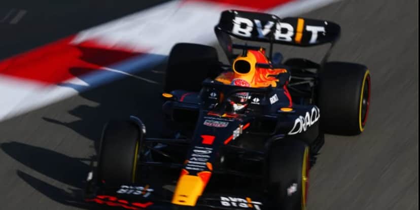 Max Vertsppen é o atual bicampeão da Fórmula 1, pilotando o carro da Red Bull Racing (Reprodução: Band) Max Vertsppen é o atual bicampeão da Fórmula 1, pilotando o carro da Red Bull Racing (Reprodução: Band)
