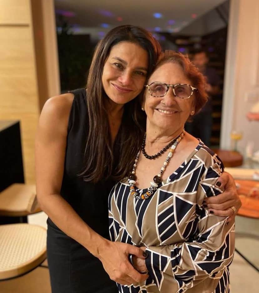 Dira Paes usou as redes sociais para se despedir de sua mãe, Flor (Reprodução - Instagram) Dira Paes usou as redes sociais para se despedir de sua mãe, Flor (Reprodução - Instagram)