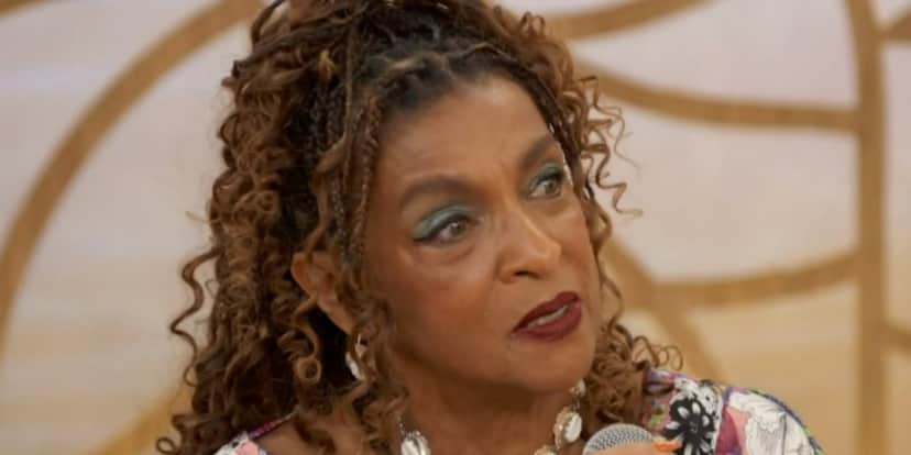 Elisa Lucinda em trecho no "Encontro" (Foto: Reprodução/TV Globo) Elisa Lucinda em trecho no "Encontro" (Foto: Reprodução/TV Globo)