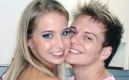 Michel Teló já foi casado com Ana Carolina, casamento chegou ao fim em 2012 (Foto: Reprodução Internet) Michel Teló já foi casado com Ana Carolina, casamento chegou ao fim em 2012 (Foto: Reprodução Internet)
