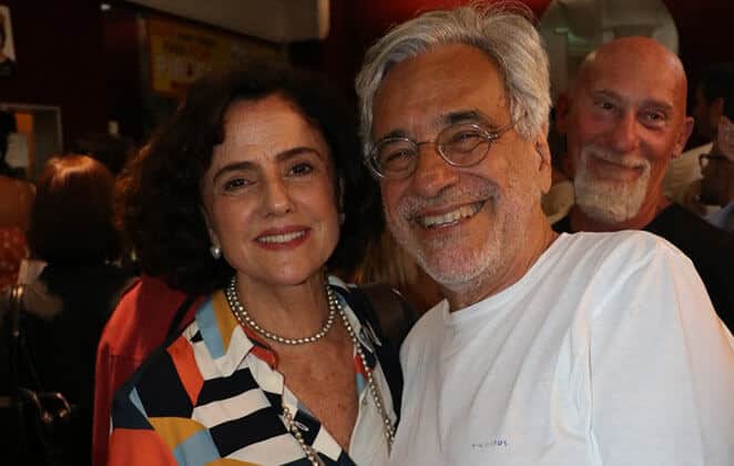 http://tvfoco.uai.com.br/wp-content/uploads/2015/05/Daniela-Mercury.jpg