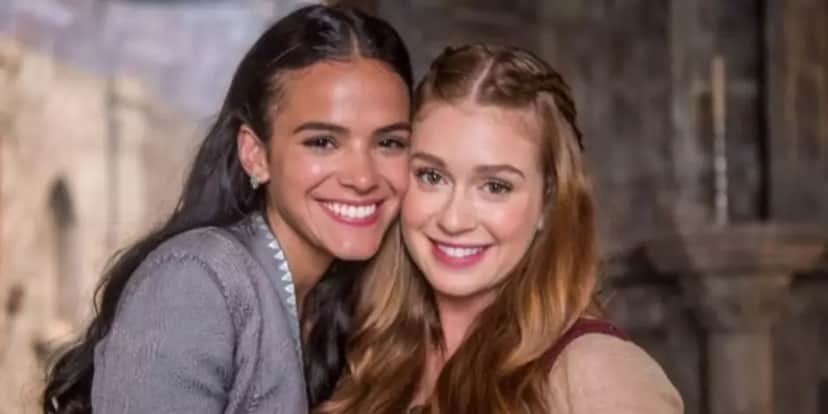 Marina Ruy Barbosa e Bruna Marquezine já foram muito amigas no passado (Foto: Reprodução) Marina Ruy Barbosa e Bruna Marquezine já foram muito amigas no passado (Foto: Reprodução)