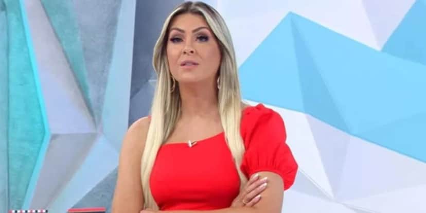 http://tvfoco.uai.com.br/wp-content/uploads/2015/05/Daniela-Mercury.jpg http://tvfoco.uai.com.br/wp-content/uploads/2015/05/Daniela-Mercury.jpg