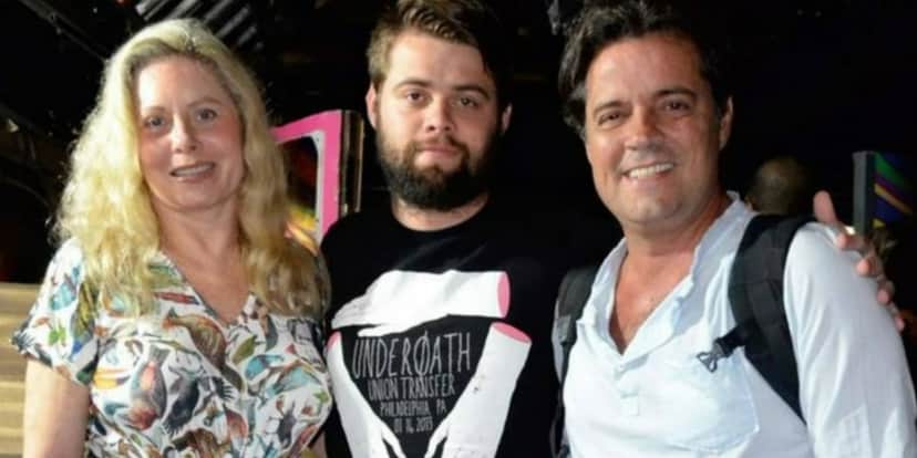 Vera Fischer e Felipe Camargo com o filho, Gabriel (Foto: Reprodução/EXTRA) Vera Fischer e Felipe Camargo com o filho, Gabriel (Foto: Reprodução/EXTRA)