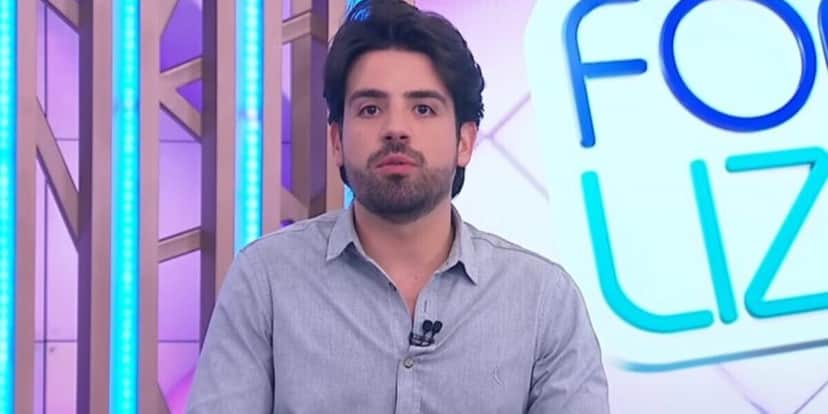 Matheus Baldi, que brilhou em "Fofocalizando", do SBT, irá fazer parte do "Melhor da Tarde" da Band (Foto Reprodução/Internet) Matheus Baldi, que brilhou em "Fofocalizando", do SBT, irá fazer parte do "Melhor da Tarde" da Band (Foto Reprodução/Internet)