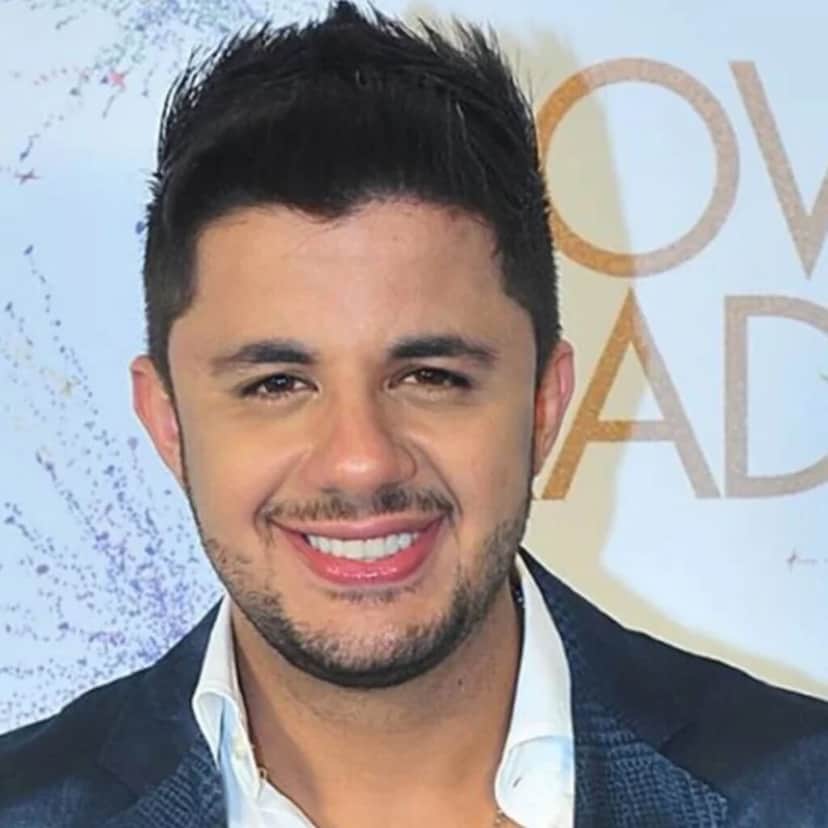 http://tvfoco.uai.com.br/wp-content/uploads/2015/05/Daniela-Mercury.jpg