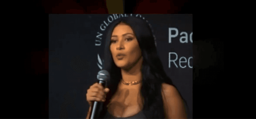 A cantora Simaria faz confissão durante palestra pela Onu Brasil nesta quarta feira (08) (Foto Reprodução/Youtube)) A cantora Simaria faz confissão durante palestra pela Onu Brasil nesta quarta feira (08) (Foto Reprodução/Youtube))