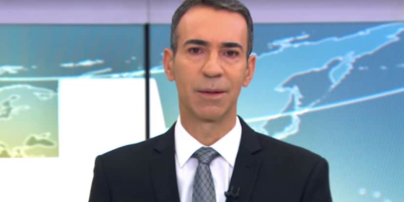César Tralli no Jornal Hoje (Foto: Reprodução / Globo) César Tralli no Jornal Hoje (Foto: Reprodução / Globo)