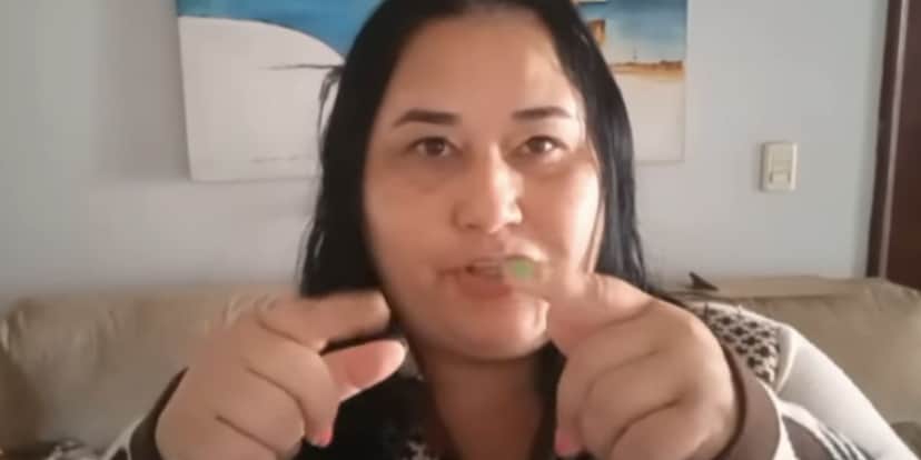 Cleo expõe vídeo de Zilu revelando o que sofreu com Zezé Di Camargo (Foto: Reprodução / YouTube) Cleo expõe vídeo de Zilu revelando o que sofreu com Zezé Di Camargo (Foto: Reprodução / YouTube)