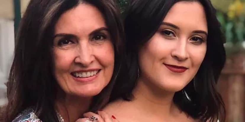 Fátima Bernardes revela que filha, Bia Bonemer, sempre gostou de cantar (Foto: Reprodução / Instagram) Fátima Bernardes revela que filha, Bia Bonemer, sempre gostou de cantar (Foto: Reprodução / Instagram)