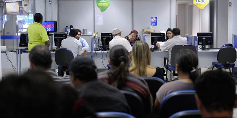 Fila de espera - Foto Reprodução Internet Fila de espera - Foto Reprodução Internet