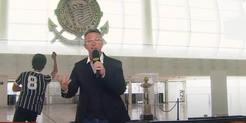 O apresentador mandou indireta logo na abertura do programa (Reprodução: Donos da Bola/ Band) O apresentador mandou indireta logo na abertura do programa (Reprodução: Donos da Bola/ Band)