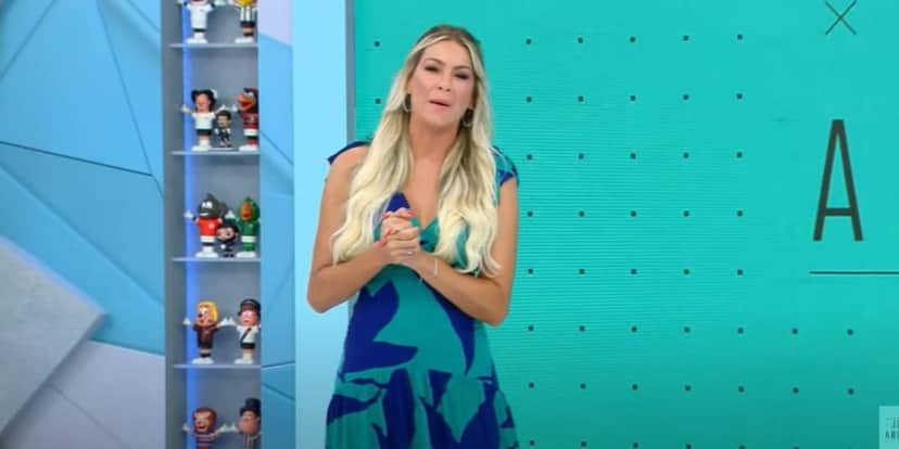 http://tvfoco.uai.com.br/wp-content/uploads/2015/05/Daniela-Mercury.jpg http://tvfoco.uai.com.br/wp-content/uploads/2015/05/Daniela-Mercury.jpg