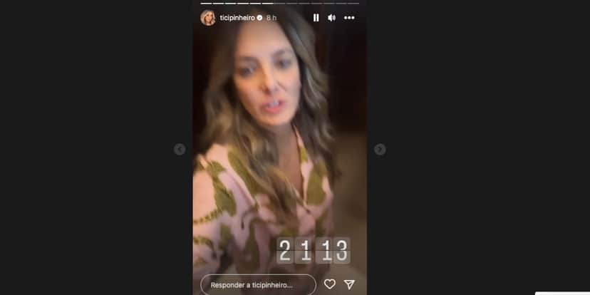 Ticiane Pinheiro divulga vídeo em elevador e de pijama (Foto: Reprodução / Instagram) Ticiane Pinheiro divulga vídeo em elevador e de pijama (Foto: Reprodução / Instagram)