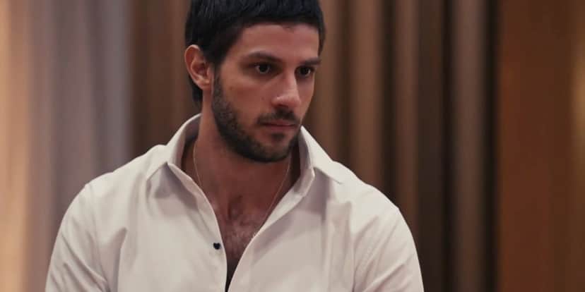 Ari vai jogar sujo com Brisa na novela Travessia Ari vai jogar sujo com Brisa na novela Travessia