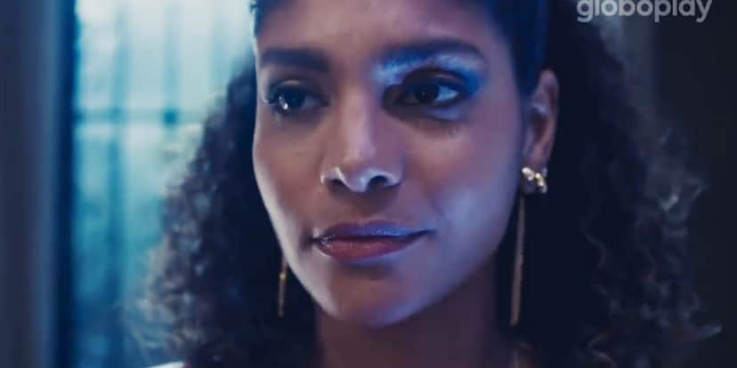 Barbára Reis em cena da novela Todas as Flores Barbára Reis em cena da novela Todas as Flores