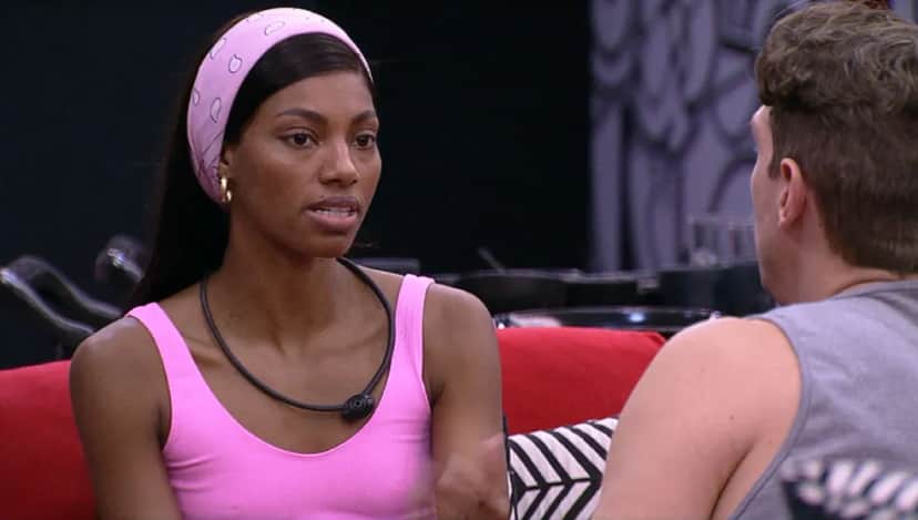 http://tvfoco.uai.com.br/wp-content/uploads/2015/05/Daniela-Mercury.jpg