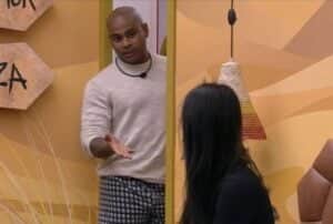 Black tentou conversar com Larissa no BBB23 (Foto: Reprodução / Globoplay) Black tentou conversar com Larissa no BBB23 (Foto: Reprodução / Globoplay)