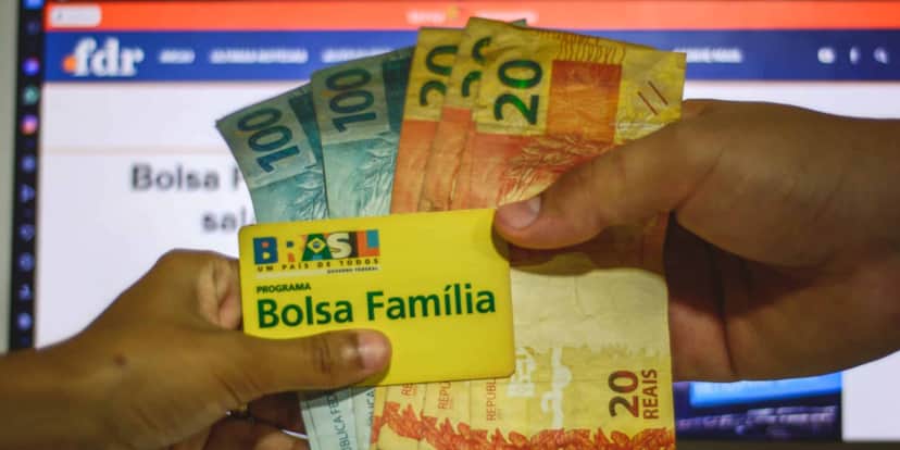 Bolsa Família inicia bloqueio geral de benefício (Foto: Reprodução) Bolsa Família inicia bloqueio geral de benefício (Foto: Reprodução)