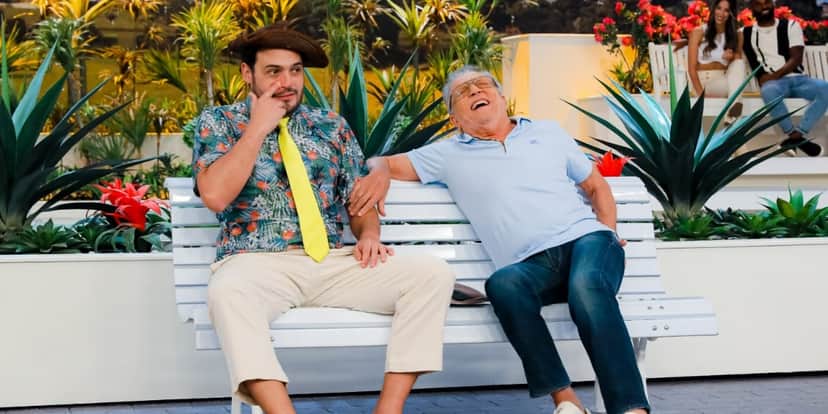 Matheus Ceará e Carlos Alberto de Nóbrega em "A Praça é Nossa", que arrebentou em audiência (Foto: Lourival Ribeiro/SBT) Matheus Ceará e Carlos Alberto de Nóbrega em "A Praça é Nossa", que arrebentou em audiência (Foto: Lourival Ribeiro/SBT)