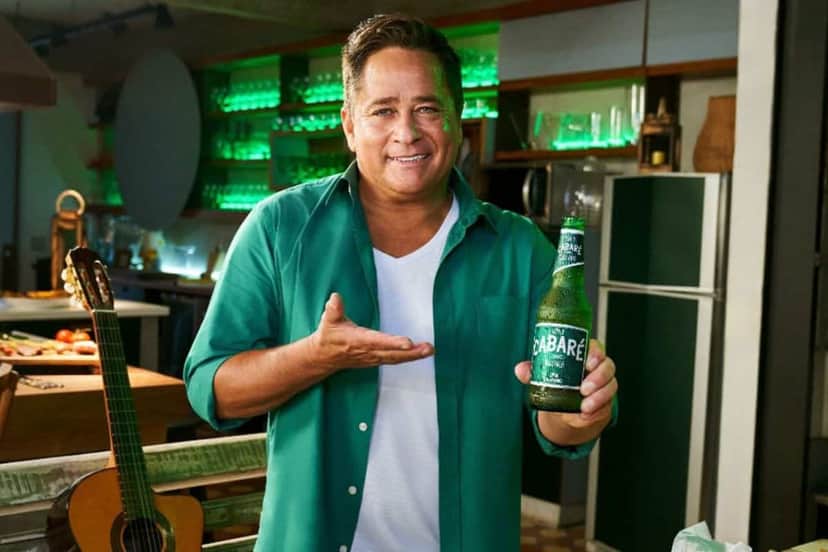 Leonardo é um dos sócios da Cachaça Cabaré Leonardo é um dos sócios da Cachaça Cabaré