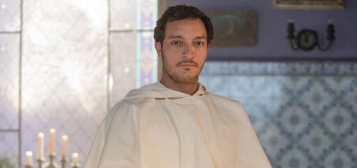 Frei João (Allan Souza Lima) em Amor Perfeito. (Foto: Reprodução / TV Globo) Frei João (Allan Souza Lima) em Amor Perfeito. (Foto: Reprodução / TV Globo)