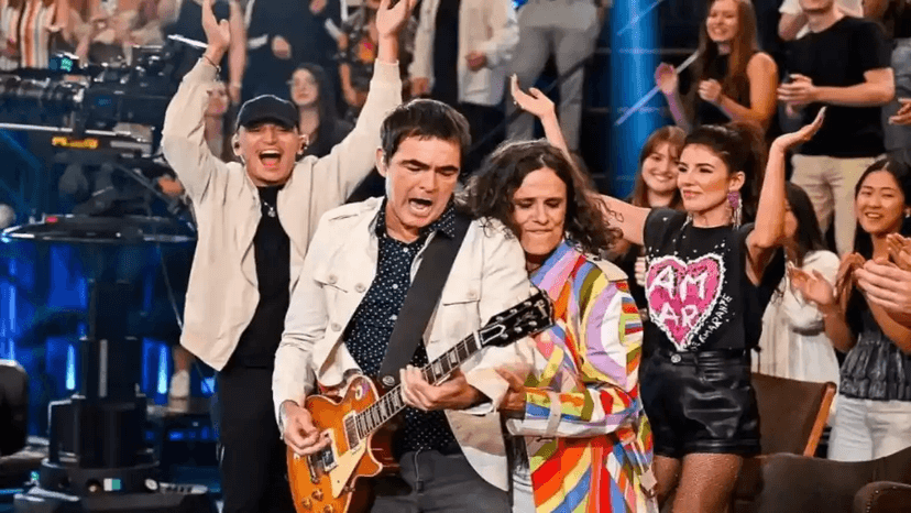 Skank fez sua última aparição no "Altas Horas neste sábado (25) (Foto Reprodução/GShow) Skank fez sua última aparição no "Altas Horas neste sábado (25) (Foto Reprodução/GShow)