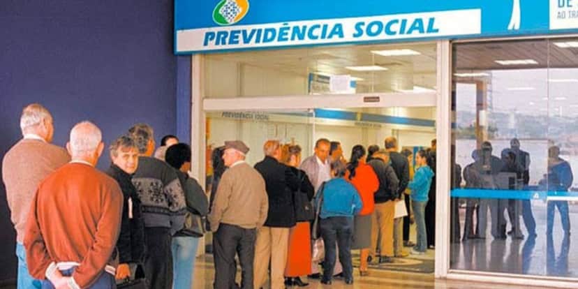 14° salário ainda é sonho para brasileiros. (Foto: Reprodução/Internet) 14° salário ainda é sonho para brasileiros. (Foto: Reprodução/Internet)