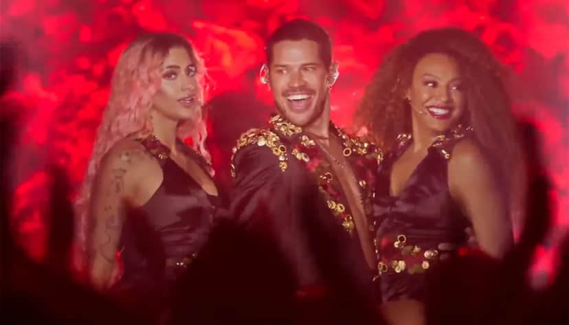 Ivy (Azzy), Lorenzo (José Loreto) e Sol (Sheron Menezzes) em Vai Na Fé. (Foto: Reprodução / TV Globo) Ivy (Azzy), Lorenzo (José Loreto) e Sol (Sheron Menezzes) em Vai Na Fé. (Foto: Reprodução / TV Globo)