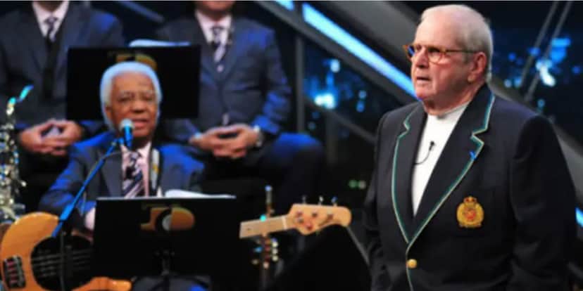 Jô Soares e Bira nos estúdios da Globo (Reprodução: Globo) Jô Soares e Bira nos estúdios da Globo (Reprodução: Globo)