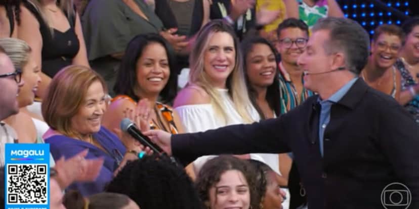 Luciano Huck e a sogra, dona Angelina, no Domingão - Foto: Reprodução/Globo Luciano Huck e a sogra, dona Angelina, no Domingão - Foto: Reprodução/Globo