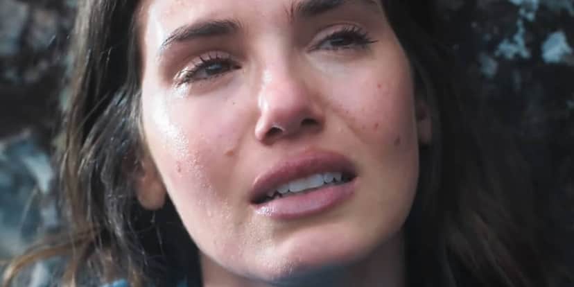 Marê chora em cena da novela Amor Perfeito Marê chora em cena da novela Amor Perfeito